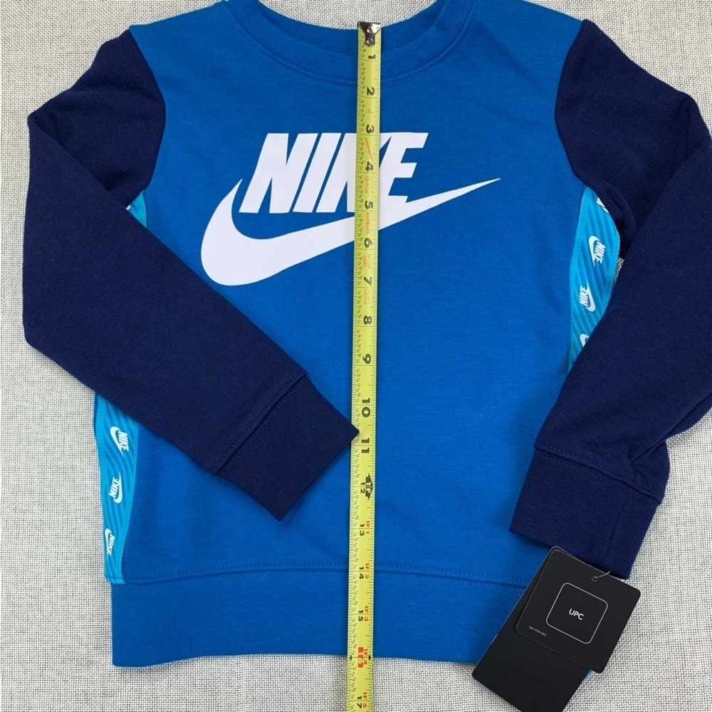 Nike Little Boys Sweatshirt and Pants, 2 Piece Set Size 4 - Picture 3 of 12